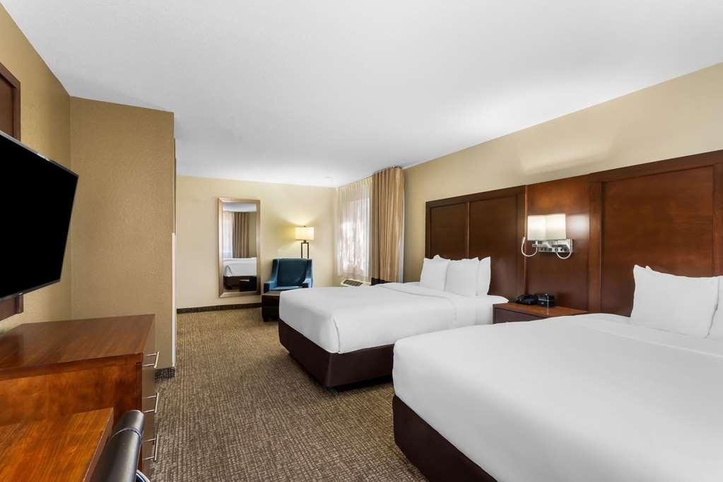 Comfort Inn & Suites Greeley Quarto foto